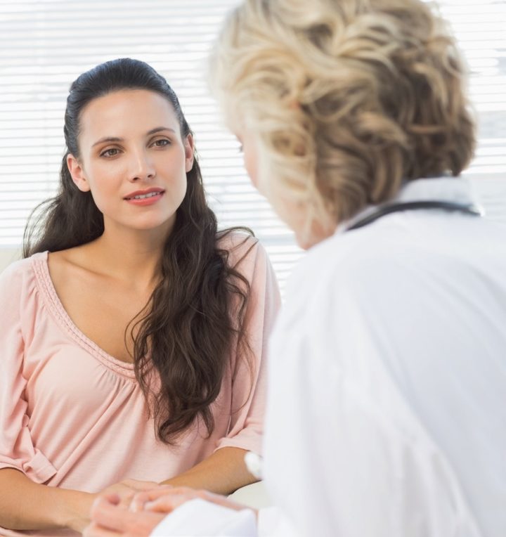 A therapist and clinic in consultation